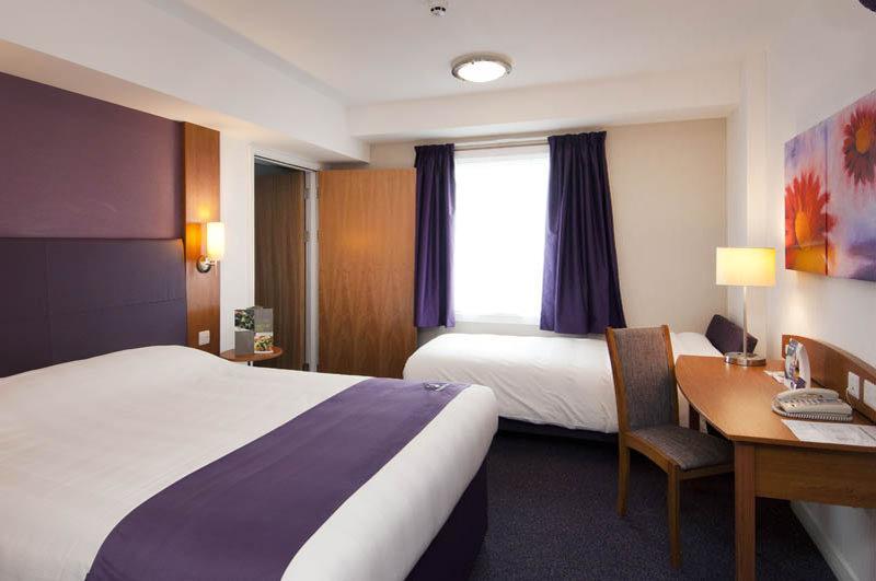 Premier Inn 케터링 외부 사진