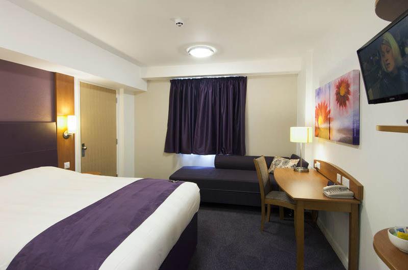 Premier Inn 케터링 외부 사진